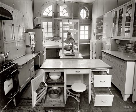 vintage kitchens from the 1920s